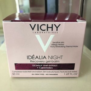 Vichy Idealia Night recovery gel balm.